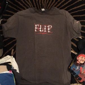 Flip shirt